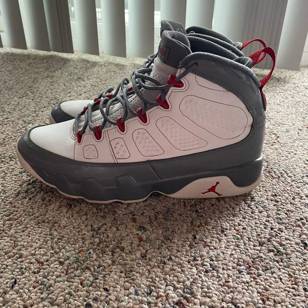 Air Jordan 9 ‘Fire Red’ Sz 11